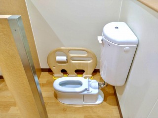 子ども用トイレ2