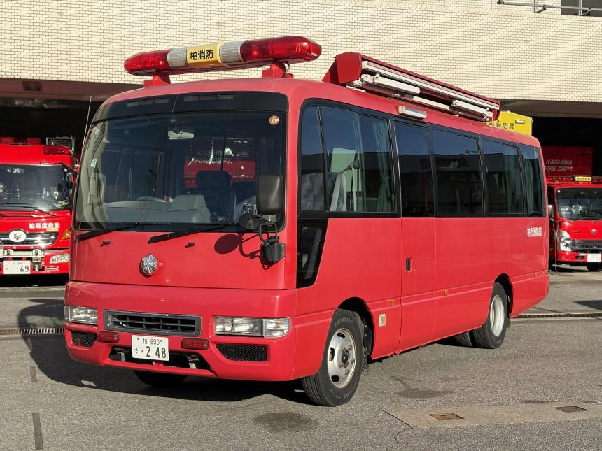 隊員輸送車
