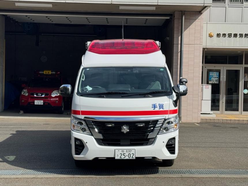 救急車（前）