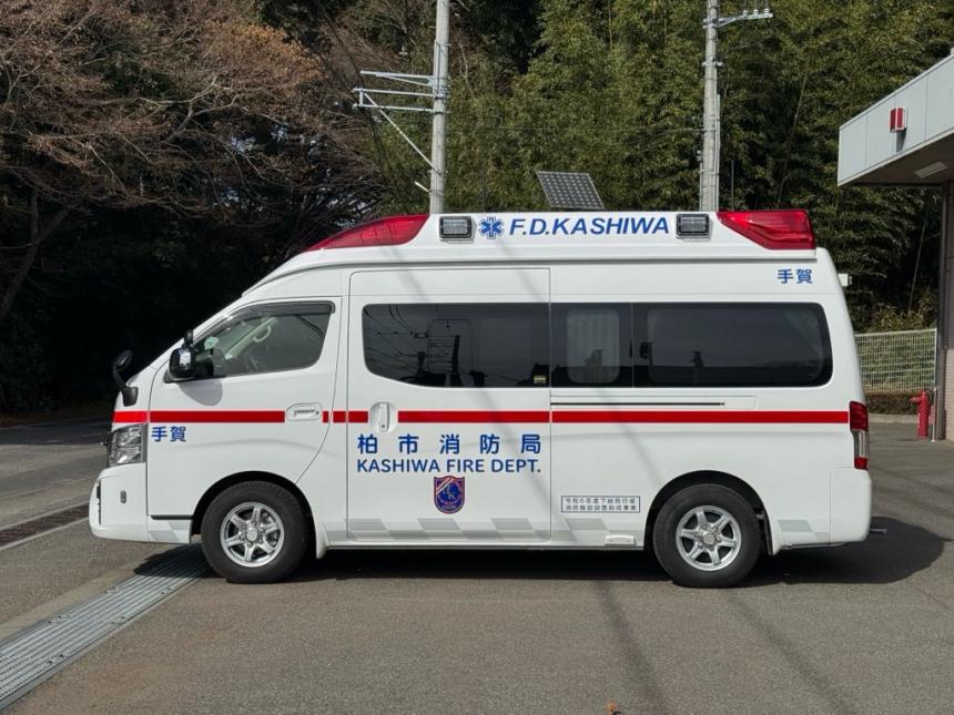 救急車（横）