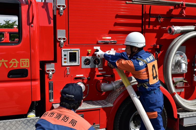 小型4