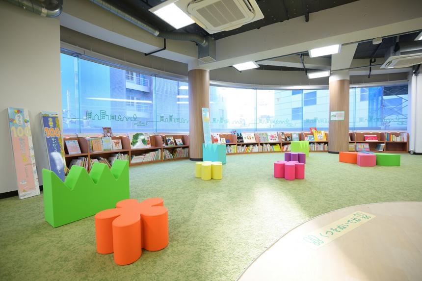 本の広場