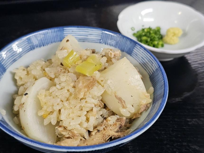 カブのさばみそ炊き込みご飯写真