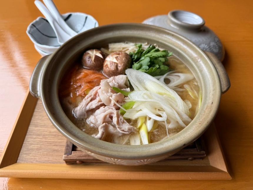 長ネギと豚肉のみそチーズ鍋