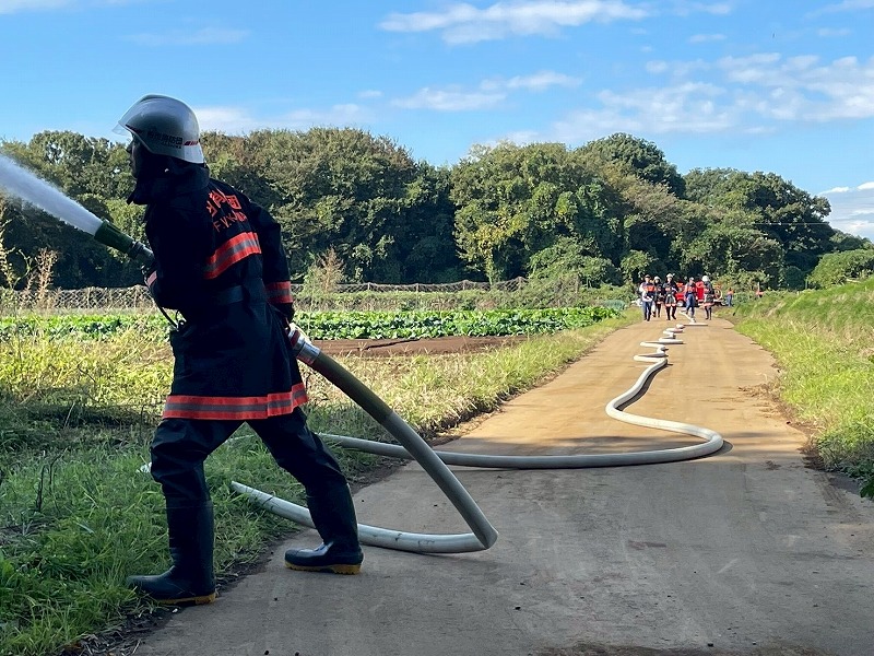 放水している様子