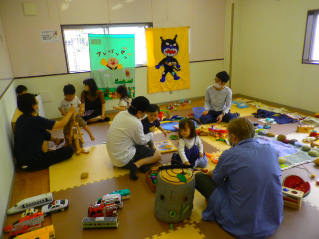 おもちゃ図書館
