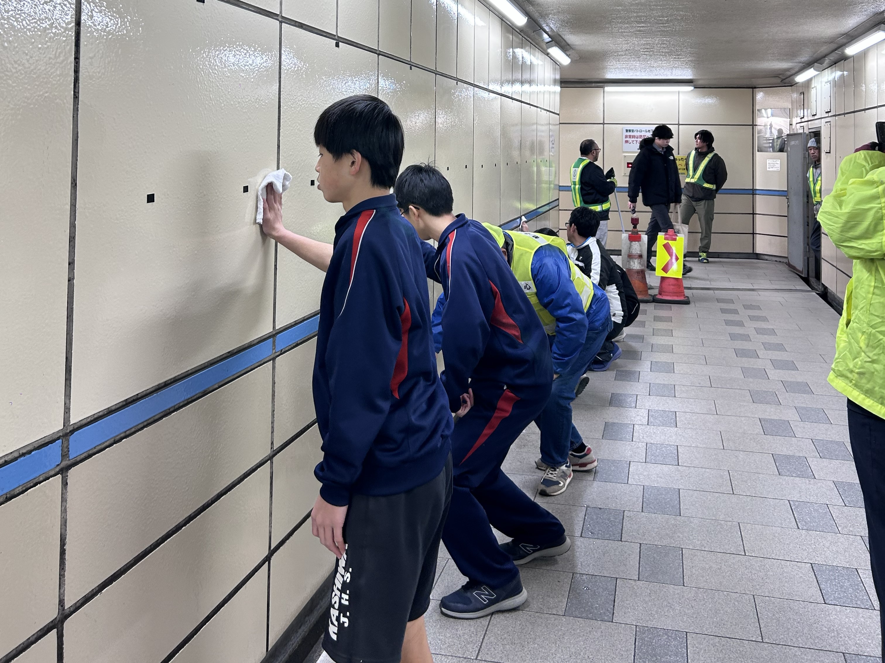 西口地下道_清掃活動