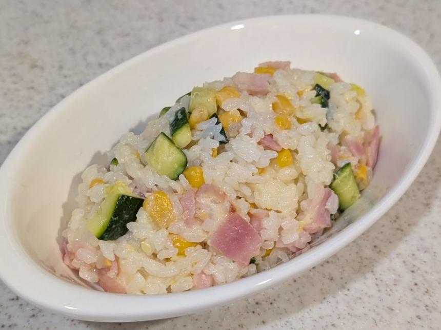 ズッキーニのチーズコーンごはん